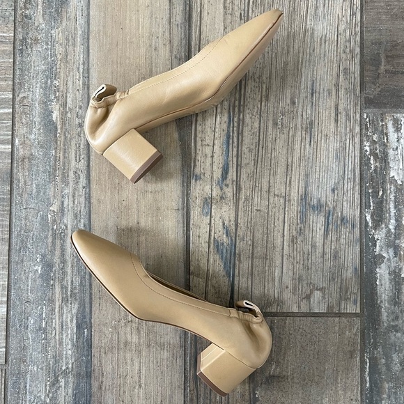 Everlane The Italian Leather Day Heel in light tan taupe size 6 - Picture 7 of 11